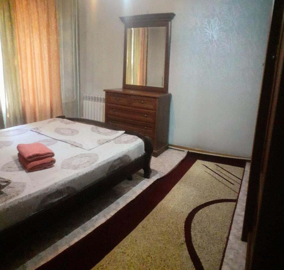 Иляева 66 Парк Кен Баба Shymkent Exterior foto